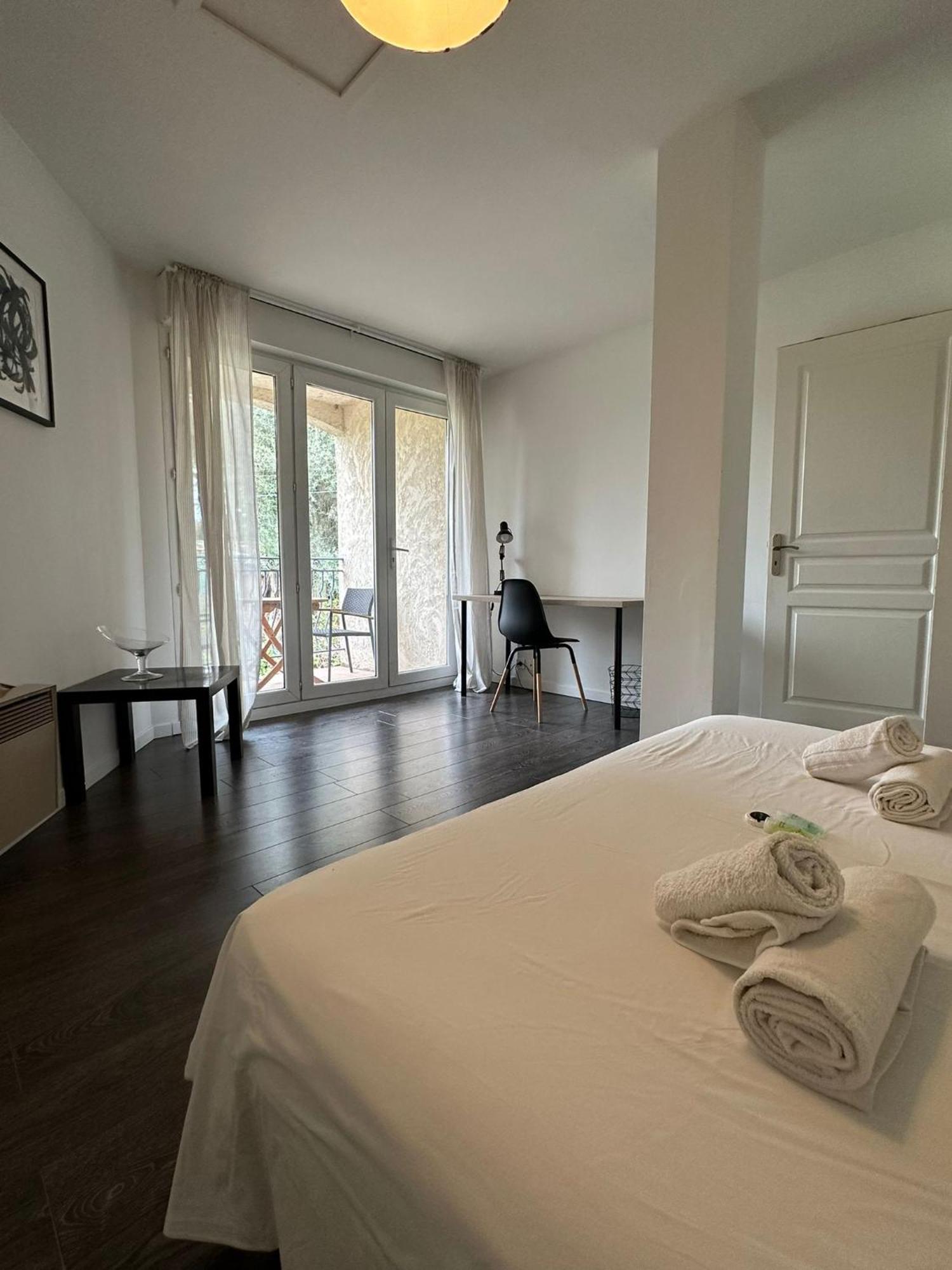Villa Constance 3 Antibes - Spacieux Logement En Dernier Etage Kültér fotó