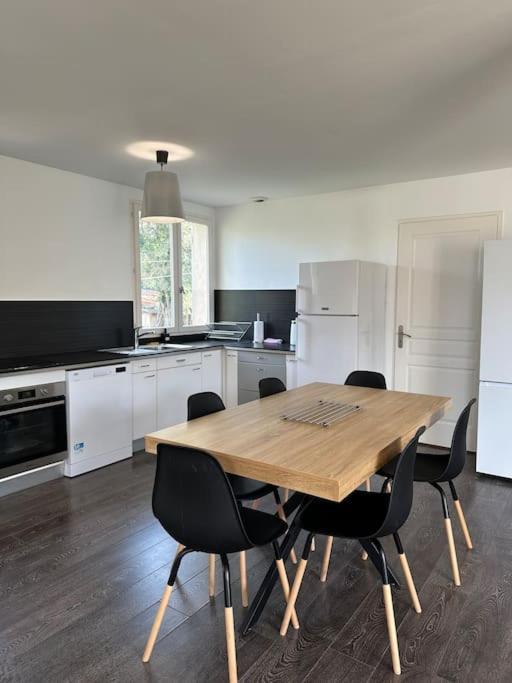 Villa Constance 3 Antibes - Spacieux Logement En Dernier Etage Kültér fotó
