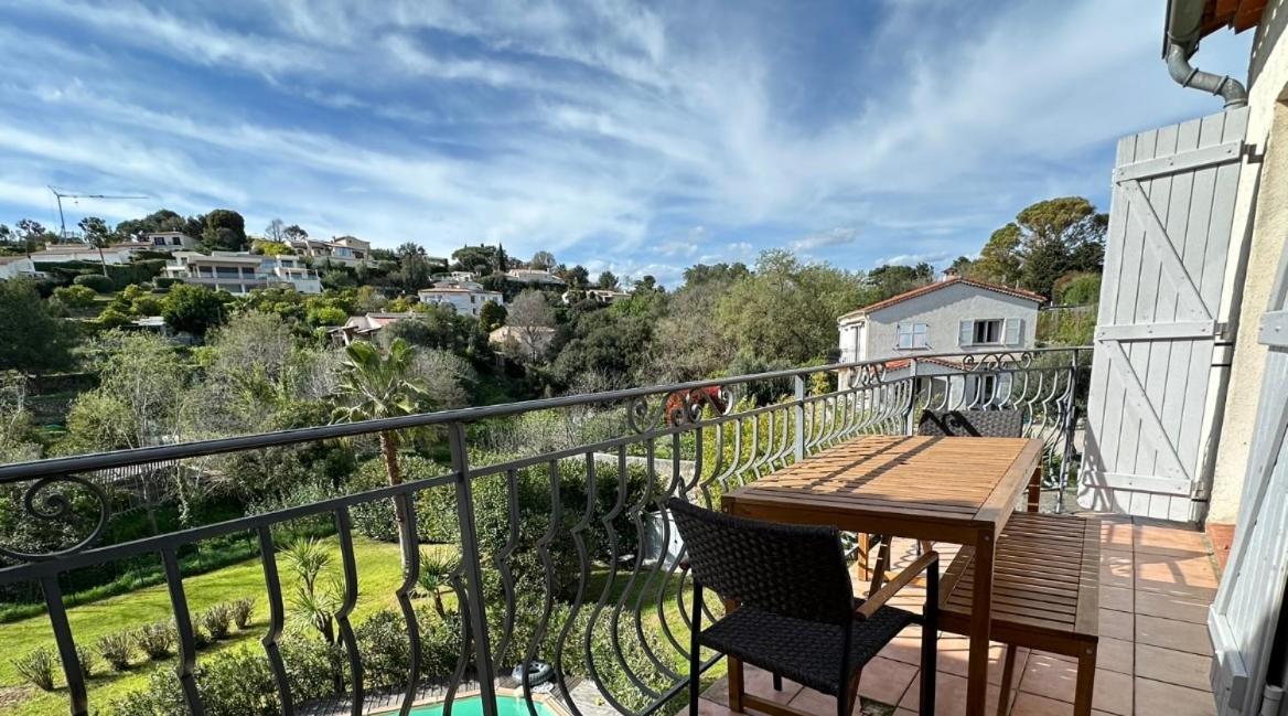Villa Constance 3 Antibes - Spacieux Logement En Dernier Etage Kültér fotó
